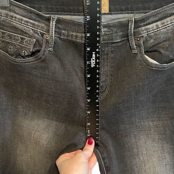 Driftwood- Women’s Jackie Embroidered Cuff Jeans Wash Black Gray, Size 28 - Picture 11 of 15